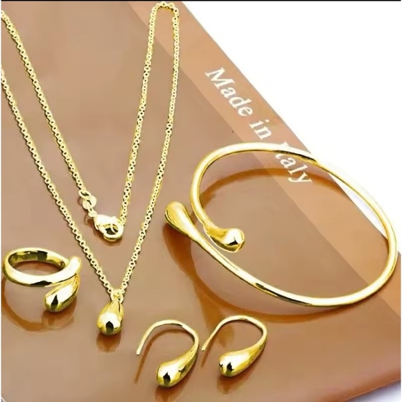 Jewelry - Gold Filled Drop Jewelry Set